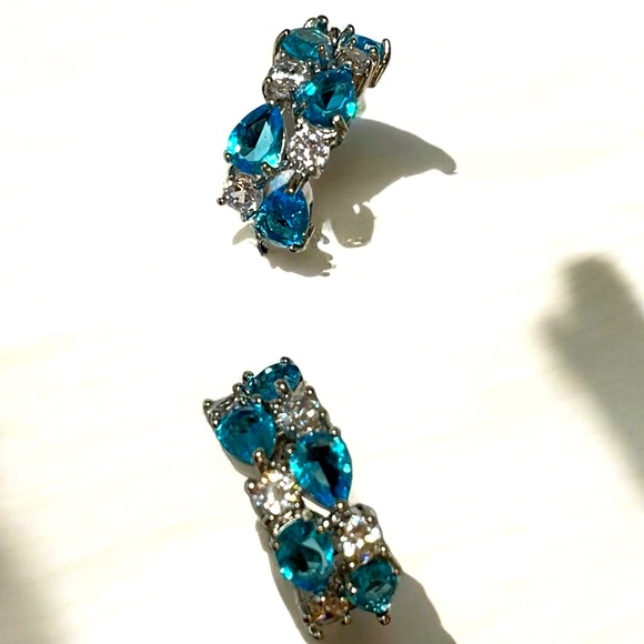 Dazzling Blue Sky and White Cubic Zirconia Earrings 💎 - Picture 2 of 4